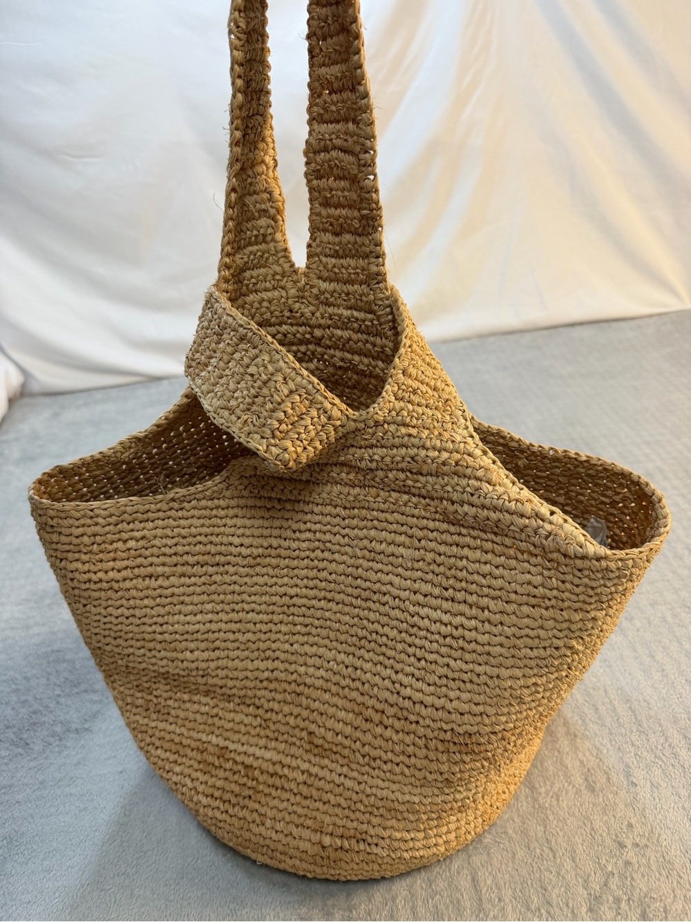 Aerie Raffia Woven Beach Tote | Boho Coastal Summer Straw Bag - Picture 7 of 12